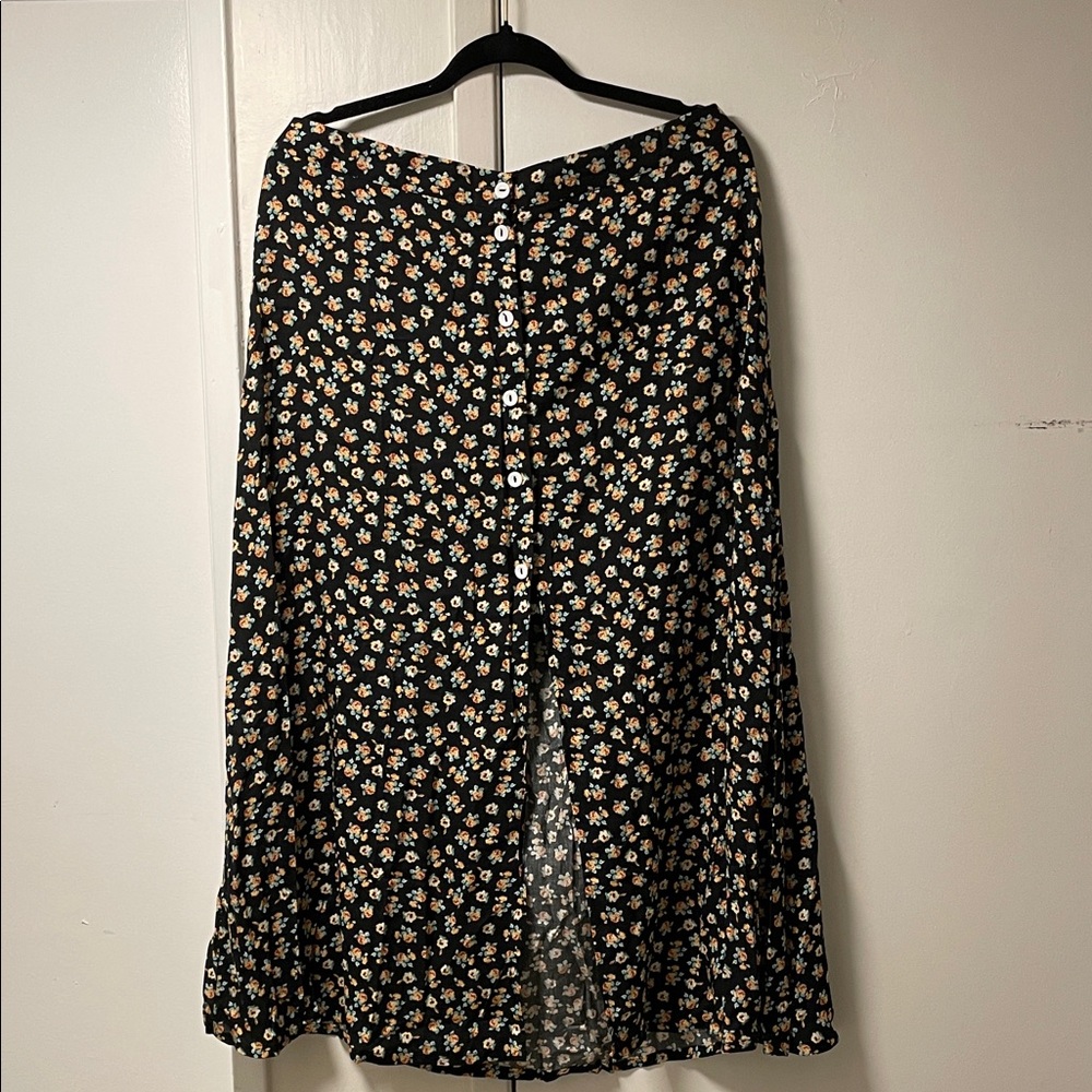 ASOS Floral Button down Black Skirt 12